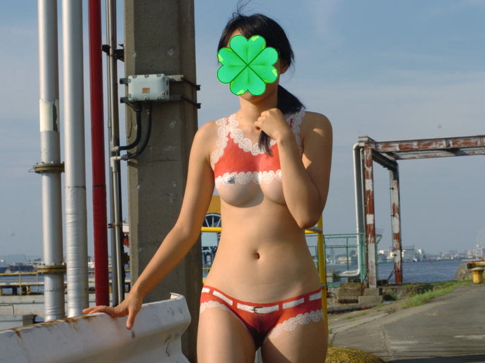 【ボディーペイントエロ画像】大胆すぎる着衣！？いや、これは全裸だろ！ｗｗｗ 09