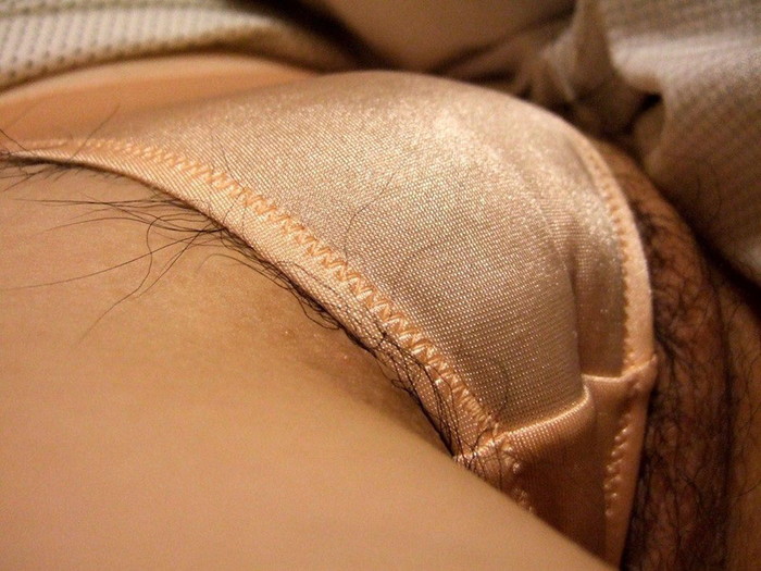 【マンスジエロ画像】このスジ、エロすぎる！女の子の股間に一本のスジ！ｗｗ 09