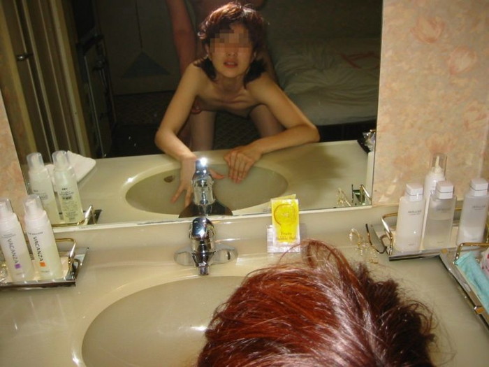 【カップル鏡撮りエロ画像】こんな姿を鏡を使って自撮りするカップルとか正気か！？ｗ 18